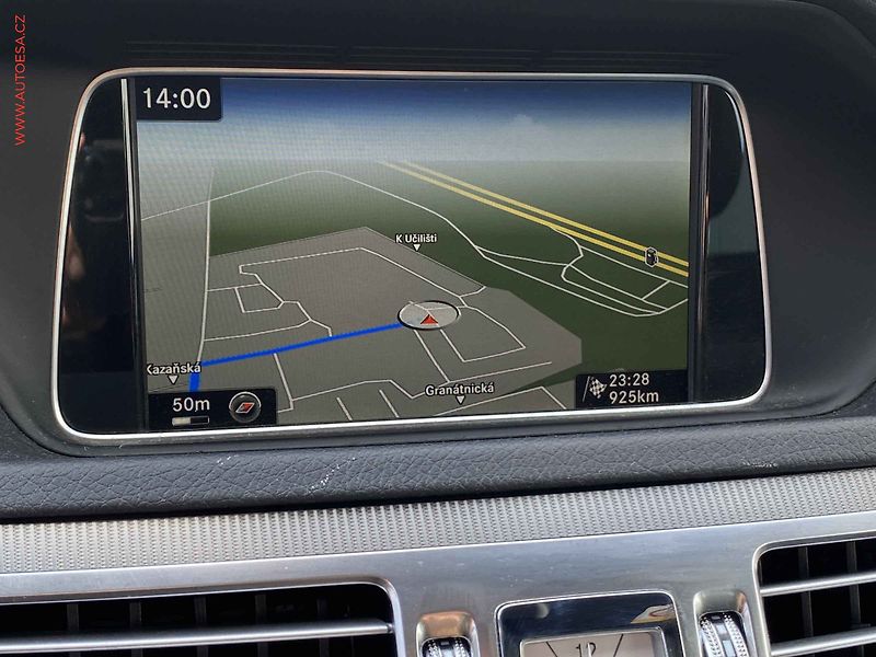 Mercedes-Benz Třídy E (2015) 3.0 CDi E350 4matic - fotka 18 z 22