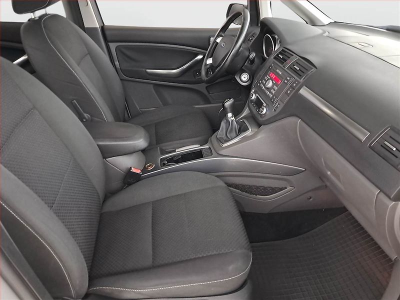 Ford C-MAX (2009) 1.8, Tažné, jezdí výborně - fotka 9 z 17