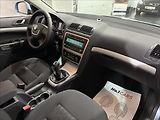 Škoda Octavia 1,4   TSI STYLE XENON SERVIS - náhled 16