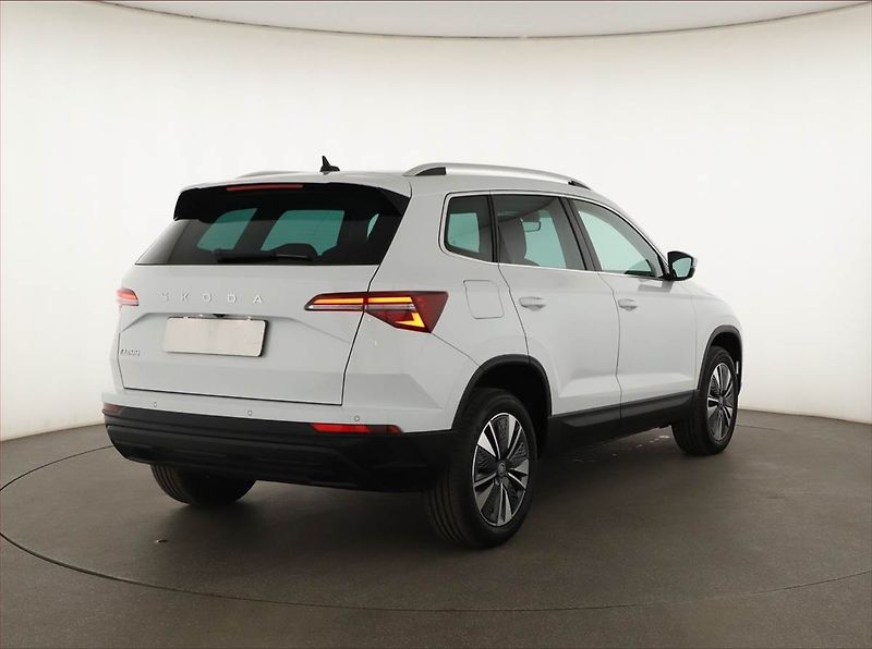 Škoda Karoq (2025) 1.5 TSI, Top Selection, ACC - fotka 5 z 19