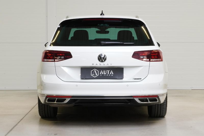 Volkswagen Passat 2.0TDI 147kW,4mot,R-LINE,tažné - fotka 7 z 31