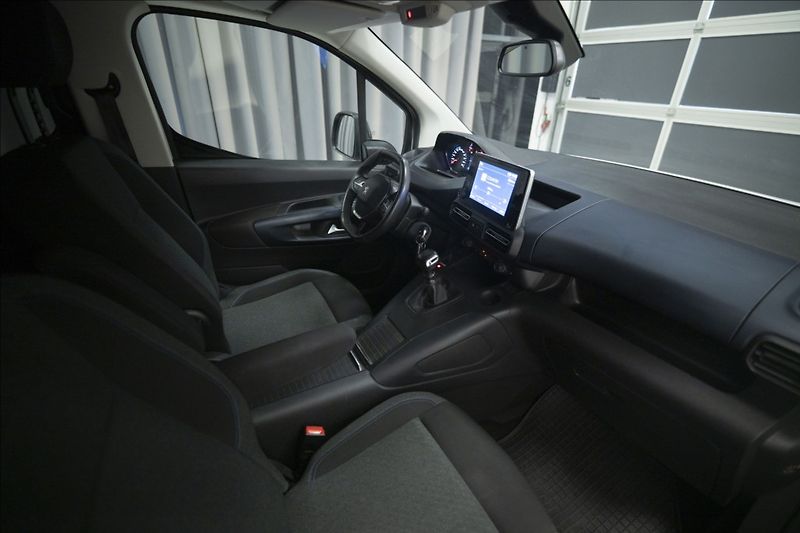 Peugeot Rifter 1,5 BlueHDi KAMERA 7 MÍST ČR - fotka 7 z 37