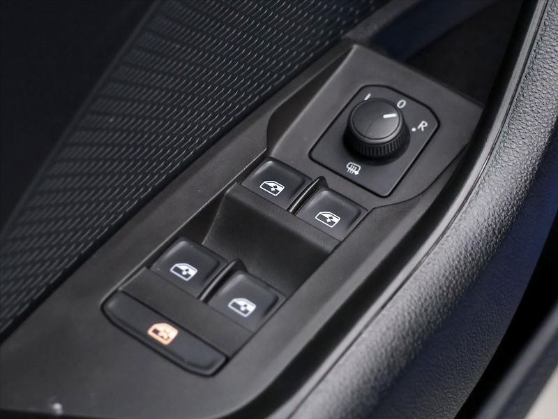 Škoda Octavia 2,0 TDI 110kW DSG CZ 1.Maj DPH - fotka 14 z 39