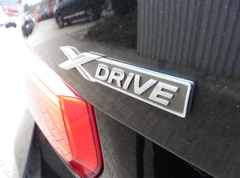 BMW Řada 3 320d xDrive Advantage Touring - fotka 18 z 18
