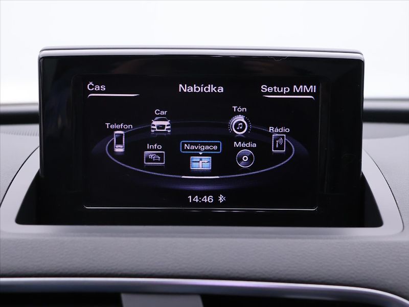 Audi Q3 2,0 TDi 130kW Quattro - fotka 20 z 31