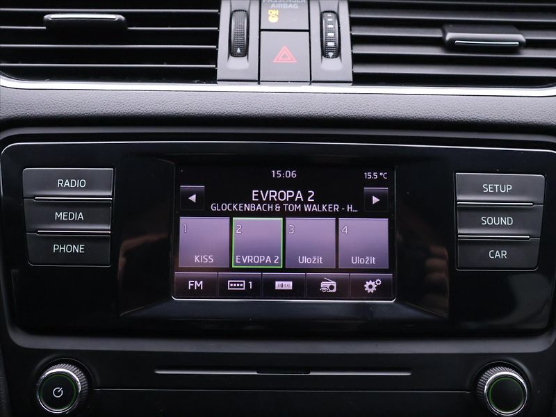 Škoda Octavia 1,6 TDI Ambition Xenon CZ DPH - fotka 21 z 31