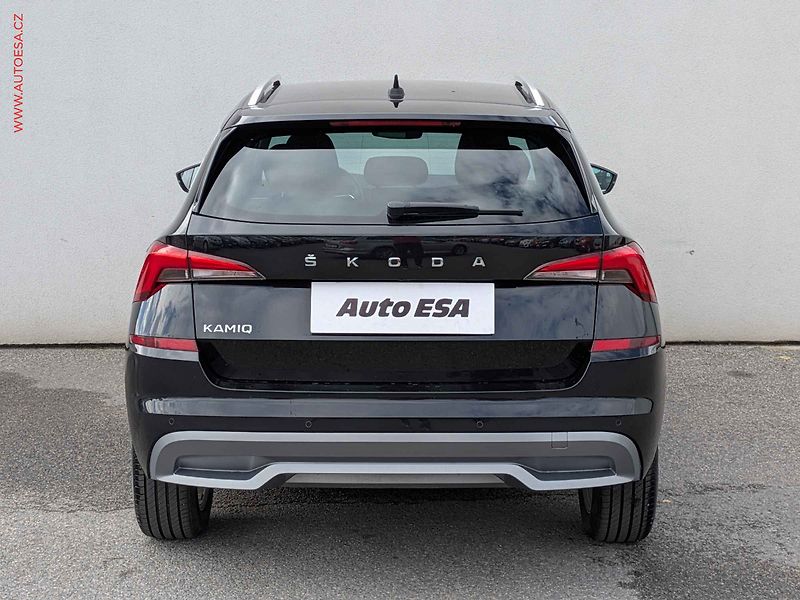 Škoda Kamiq (2023) 1.0TSi, 2.maj,ČR, Style, LED - fotka 5 z 15