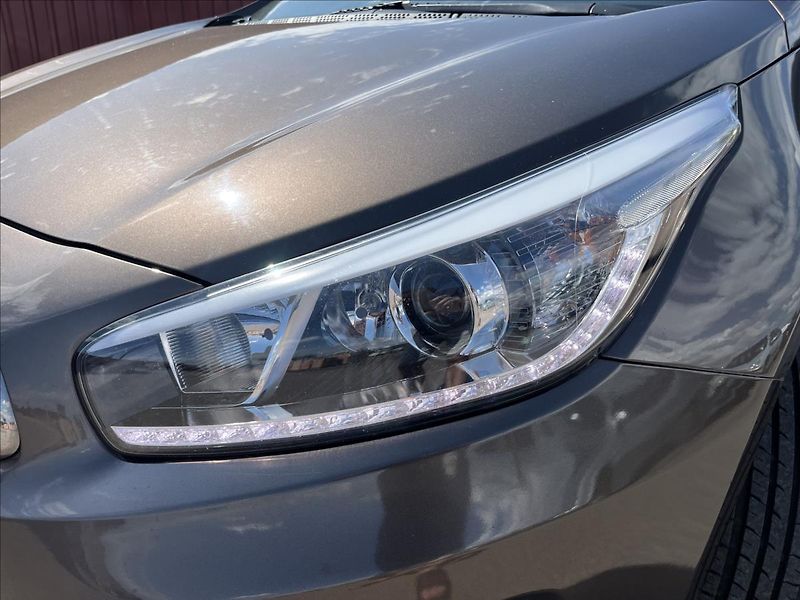 Kia Ceed 1,6 CRDi ČR KLIMA KAMERA NAVI - fotka 45 z 45