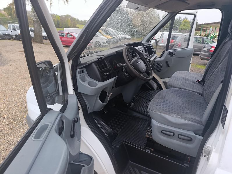 Ford Transit (2008) 2.2 TDCi L3H2 6míst tažné  - fotka 13 z 17