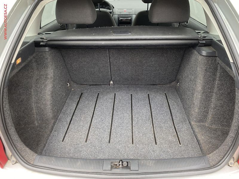 Škoda Fabia (2004) 1.2 12V, ČR, STK4/28 - fotka 7 z 14