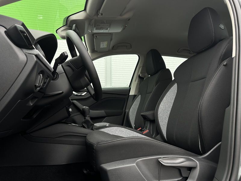 Škoda Kamiq 1.0TSi 116PS KAMERA+PDC P/Z Sm - fotka 13 z 42