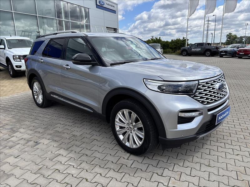 Ford Explorer 3,0 V6 PHEV Platinum AWD 7Míst - fotka 7 z 65