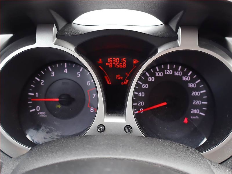Nissan Juke (2011) 1.6 i, Serv.kniha, Tempomat - fotka 11 z 16