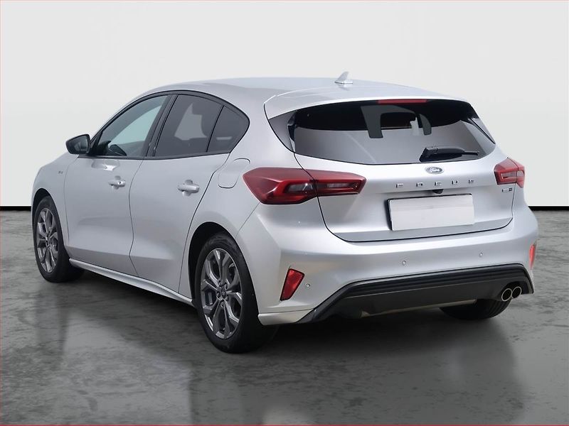 Ford Focus (2022) ST-Line 1.0 MHEV, Serv.kniha - fotka 4 z 16
