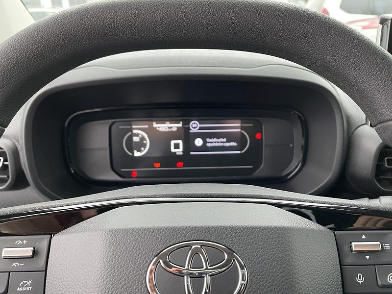 Toyota ProAce City Verso 1.5D 100k 6MT Business - fotka 16 z 26