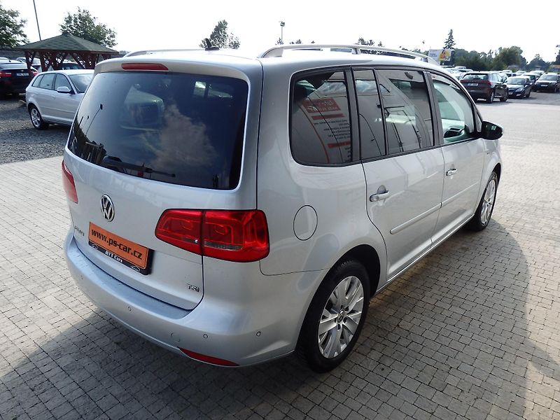 Volkswagen Touran 1.4 TSI 103 kW DIGI.KLIMA LIFE - fotka 4 z 26