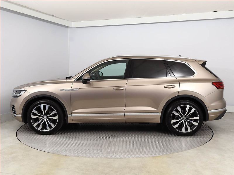 Volkswagen Touareg (2019) 3.0 TDI - fotka 3 z 26