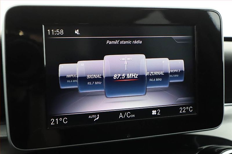 Mercedes-Benz Třídy C (2019) C 220 d 4MATIC - fotka 10 z 19