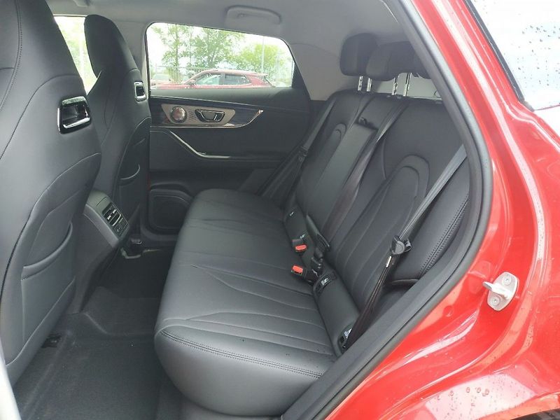 Omoda 5 1.5T Premium, HEV, AT, SKLADEM - fotka 16 z 30