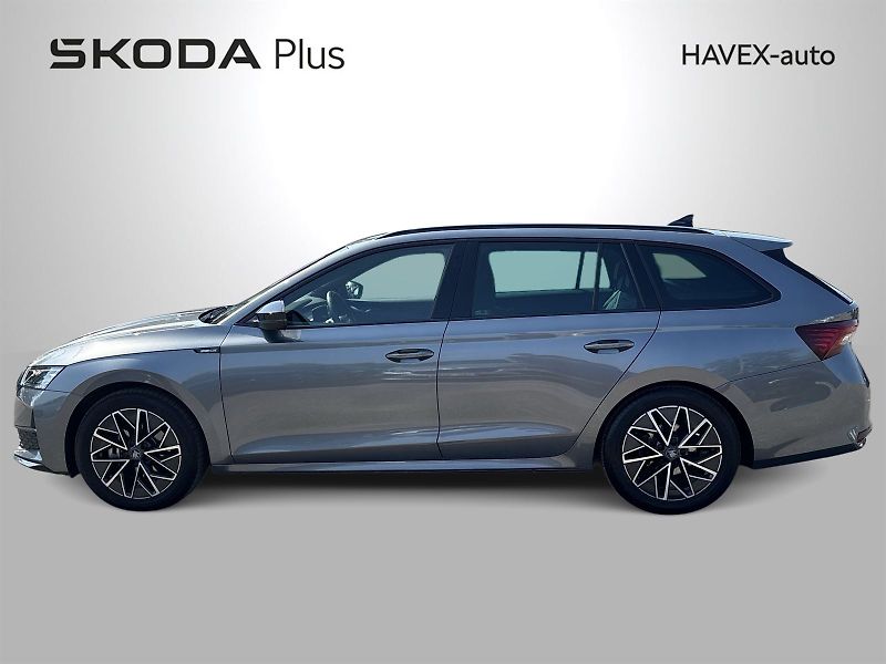 Škoda Octavia (2025) Combi 2.0 TSI 4x4 DSG Sportlin - fotka 3 z 31