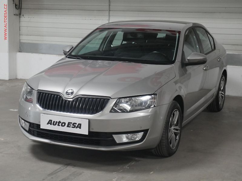 Škoda Octavia (2016) 1.4 TSi, ČR, Ambition - fotka 3 z 18