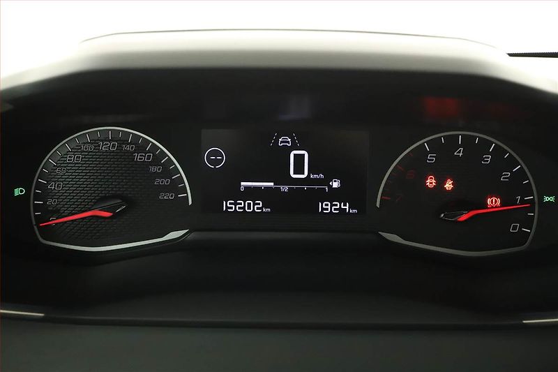 Peugeot 208 (2021) 1.2 PureTech, ČR,1.maj - fotka 10 z 12