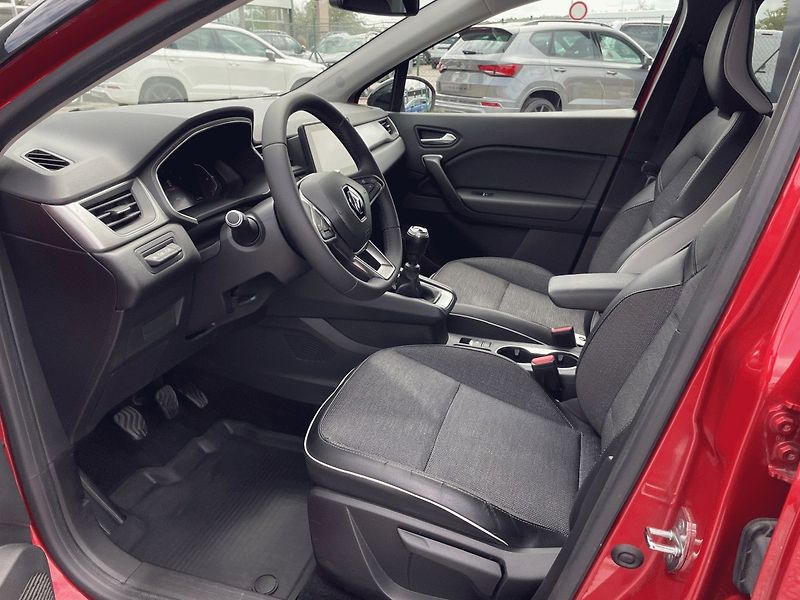 Renault Captur (2021) 1.0 TCe,67kW,Intens,1.Maj,ČR - fotka 14 z 41
