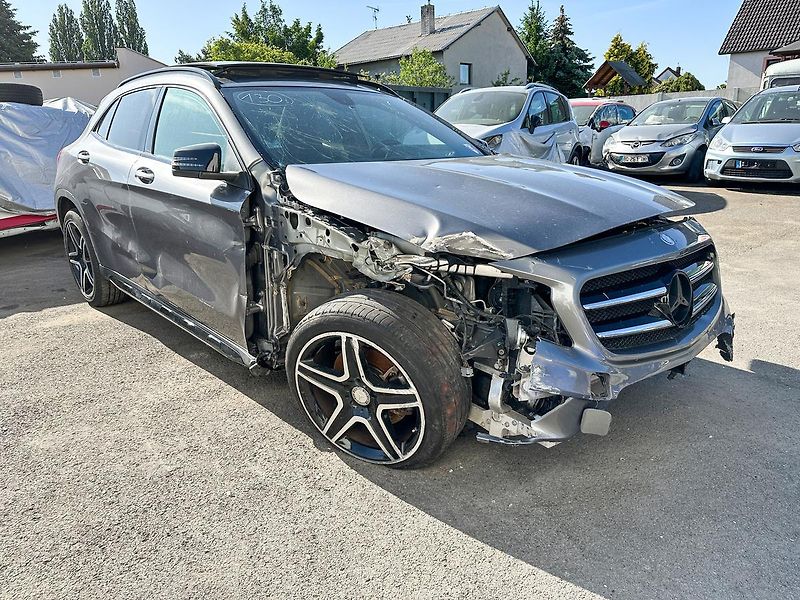 Mercedes-Benz GLA 220 CDI 125kW - fotka 1 z 14