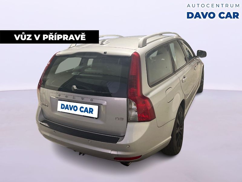 Volvo V50 2,0 D3 110kW Business Pro Edit - fotka 5 z 12