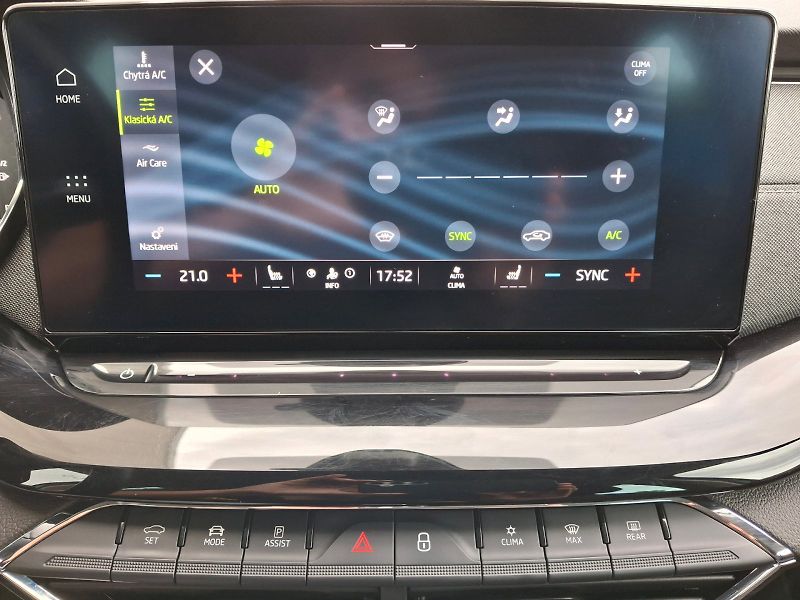 Škoda Octavia (2022) Combi Style Plus DSG 4x4 2,0TD - fotka 25 z 35