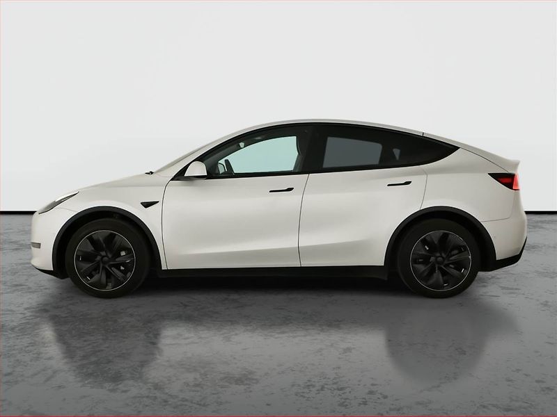 Tesla Model Y (2022) Long Range AWD 79kWh, SoH 91% - fotka 3 z 27