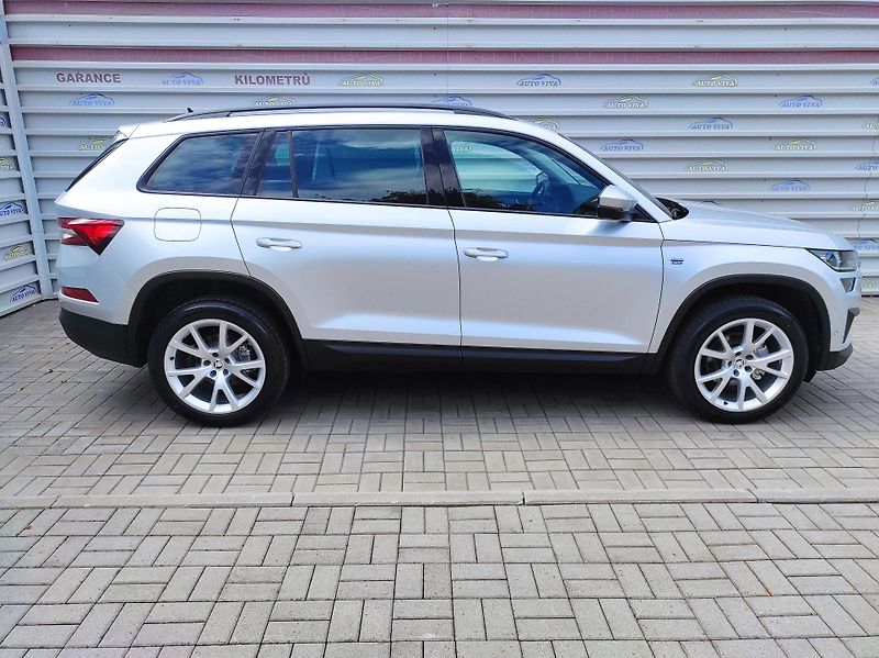 Škoda Kodiaq 2,0TDi 110kW DSG,4x4,Facelift - fotka 6 z 45