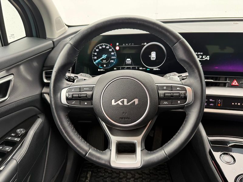 Kia Sportage 1.6 T-GDi MHEV DCT AWD TOP Evo - fotka 14 z 30
