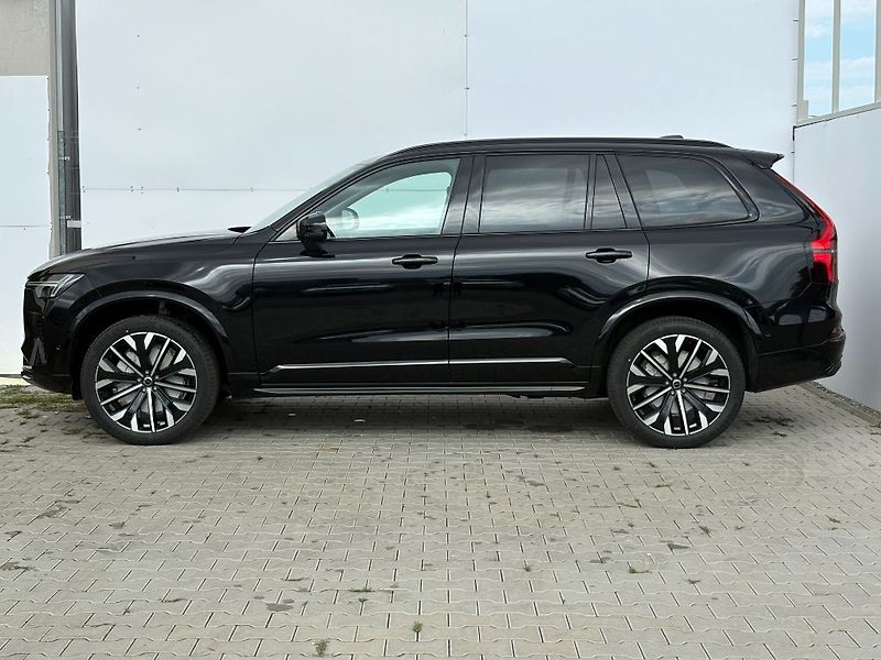 Volvo XC90 Plus B5 184kW - fotka 9 z 22