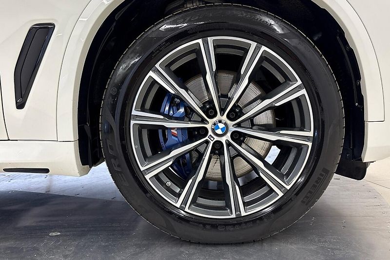 BMW X5 xDrive30d - fotka 7 z 14