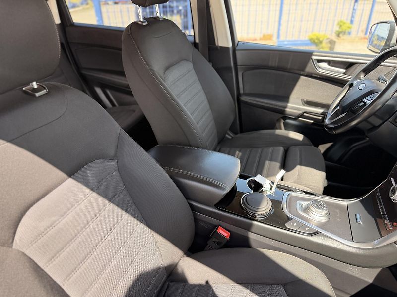Ford S-MAX (2023) 2.5 Hybrid,REZERVOVÁNO - fotka 44 z 46