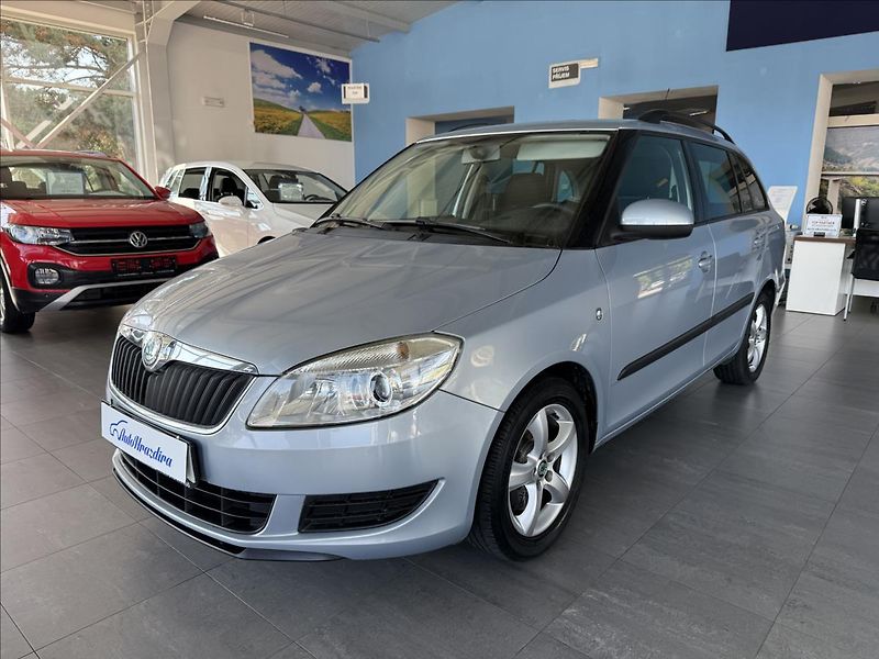 Škoda Fabia 1,2   TSI 77kW,1.MAJ,SERVISKA - fotka 3 z 22