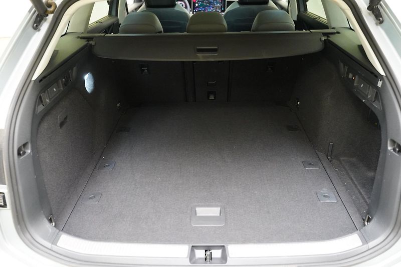 Volkswagen Passat - fotka 27 z 29