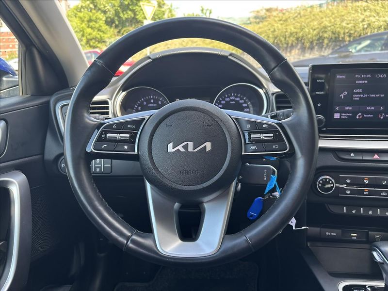 Kia Ceed 1,5 TGDi AT Spin ZÁRUKA KAMERA - fotka 16 z 40