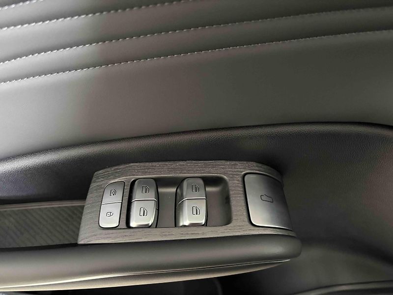 Omoda 7 (2026) PHEV luxury  - fotka 35 z 67
