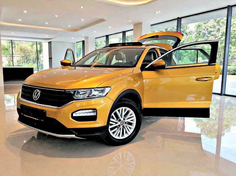 Volkswagen T-Roc (2021) 1.5 TSi DSG 110kW Pano,Kůže - fotka 1 z 29