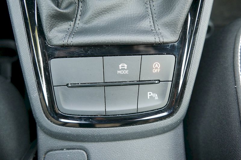 Škoda Scala (2025) 1.0 TSI 85 kW 7° DSG Monte Car - fotka 15 z 28