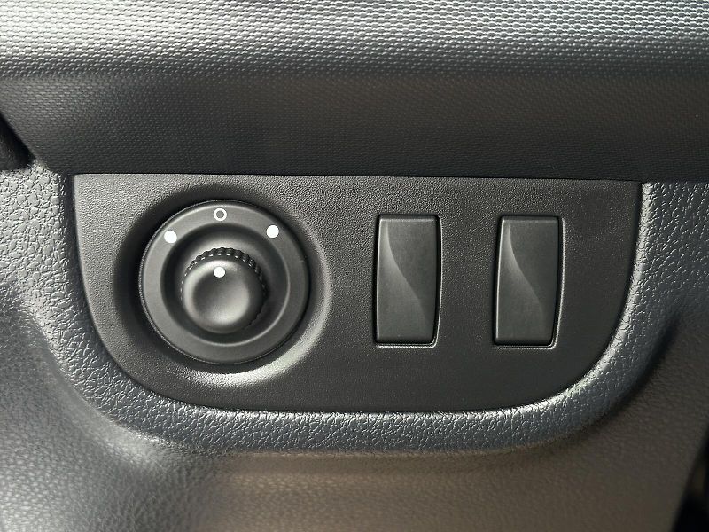 Dacia Logan 1.0SCe MCV KLIMA AC Bluetooth - fotka 12 z 31