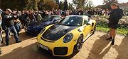 Luxusní supersporty projely západ Čech, milionové rarity přibrzdily v Kynžvartu