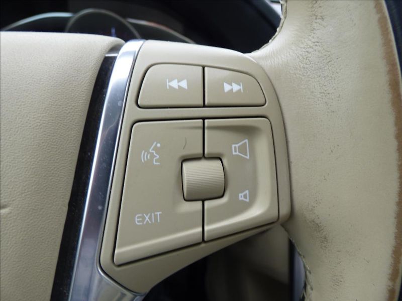 Volvo XC60 2,0 D3  Summum - fotka 21 z 34