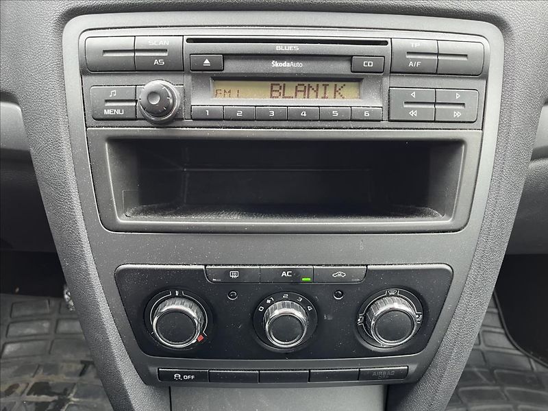 Škoda Octavia 1,2 TSi DSG KLIMA SERVIS STK - fotka 17 z 33