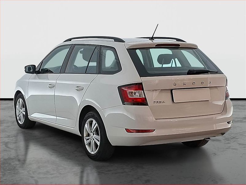 Škoda Fabia (2022) Ambition 1.0 TSI, ČR,1.maj - fotka 4 z 14