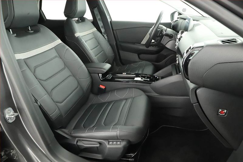 Citroën C4 (2023) 1.2 PureTech, Automat, Kůže - fotka 7 z 19
