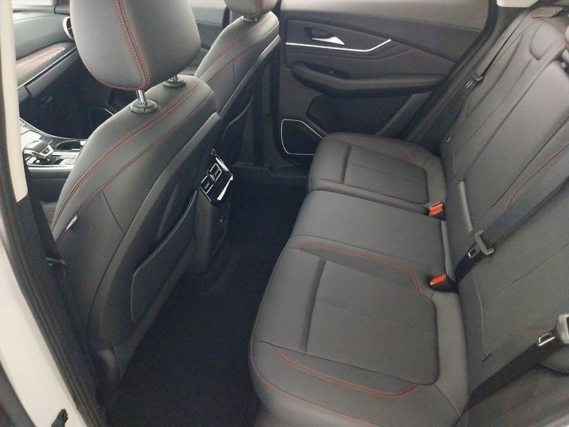 Dongfeng T5 EVO (2025) Deluxe 1.5 Turbo - fotka 10 z 17