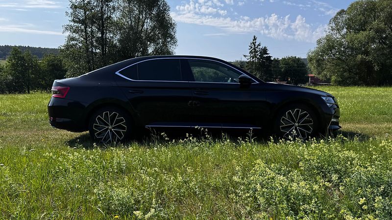 Škoda Superb (2019) 2.0 TSI, 4x4, Laurin&Klement - fotka 5 z 16